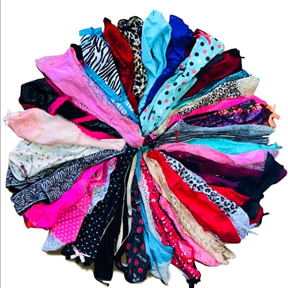 SALE — Size Medium 7 Panties Bundle